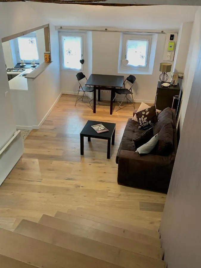 Appartement de charme au coeur du village. Sospel France